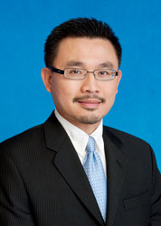 Dr. Loc Q. Huynh — unchanged portrait from the official doctor page
